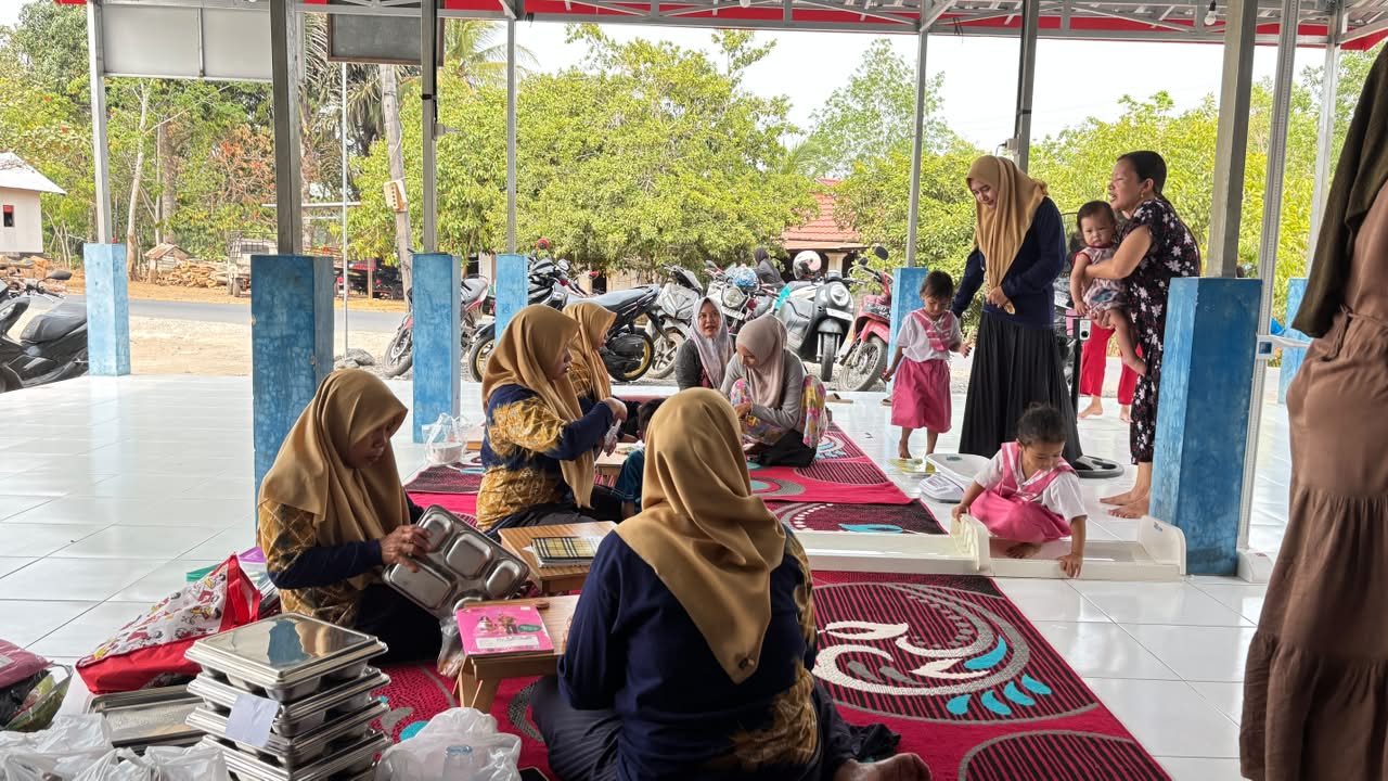 Posyandu Teratai I Desa Tanah Abang Aktif Berikan Pelayanan Kesehatan bagi Bayi dan Balita